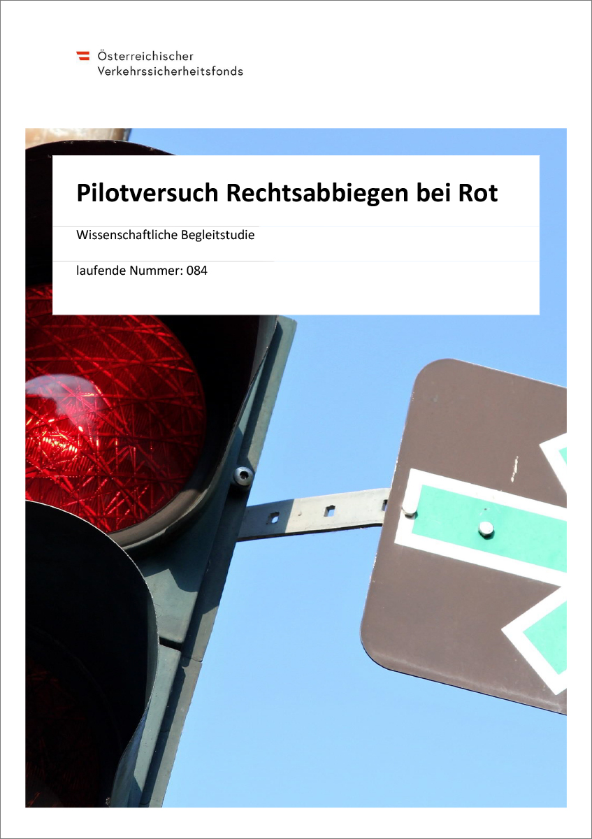 Titelblatt "Pilotversuch Rechtsabbiegen bei Rot"