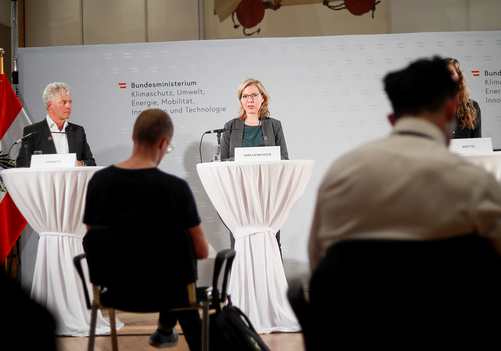 Bundesministerin Leonore Gewessler zur Klimapolitik Österreichs am 25. Juni 2020